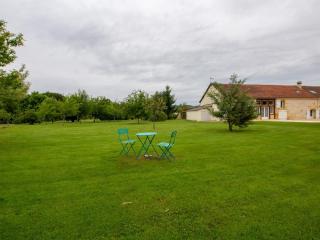 Maison spacieuse avec jardin clos et Wifi à Saint-Germain-et-Mons - FR-1-616-63 - Saint-Germain-et-Mons - 6