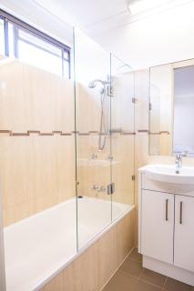 Sunbury Apartments Broadbeach - Gold Coast - 6