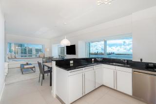 Four seasons Miami 2 Bedroom Oceanview Luxury Suite - 8