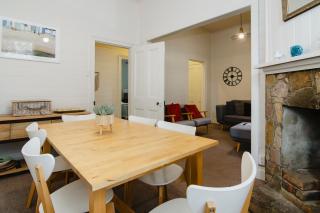 Clifftop Cottage at The Portsea Camp - 5