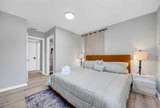 Stylish Escape with Pool & Games - 1