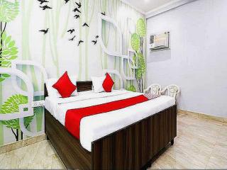 Hotel O by OYO Smart City Guest House - 8