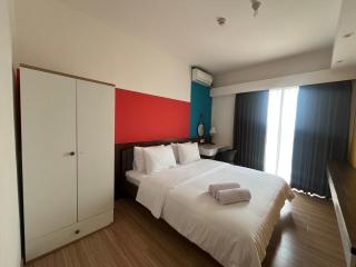 Apartemen SkyHouse 3 BR Bristol 6th Floor - 5