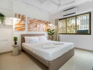 Aura 2BHK Bandra W by The Bombay Home Company - 9
