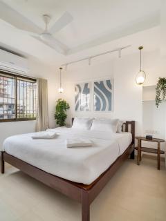 Aura 2BHK Bandra W by The Bombay Home Company - 7