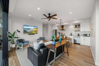 Del Mar Retreat - Laundry BBQ Firepit AC Patio - 1