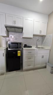Kacey's Oceanview Condo - Portmore - 2