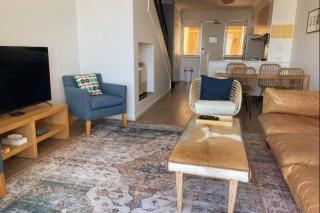 Oceanfront Wharf Stay Sleeps 6yachts & Views - Fremantle - 3