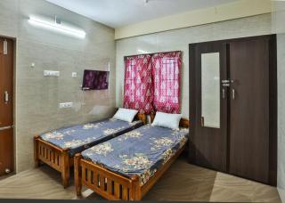 My Place Girl's Hostel - 9