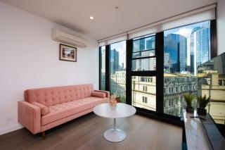 65D Great City Stay Abnb-Style 2BR Free Tram Gym & Pool - 3