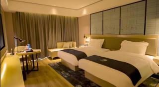 Echarm Hotel Changjiang Shilu - Baomei - 2