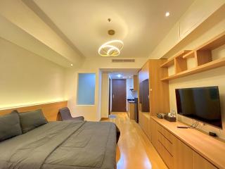 GOLF VIEW Studio! U-Residence 2 Apartment in Lippo Karawaci by Cencen Property - Klapadua - 4