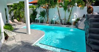 NEBULAND Luxury Pool Villa Pattaya Walking Street 7 Bedrooms - 7