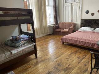 Nana's Guest House - 4