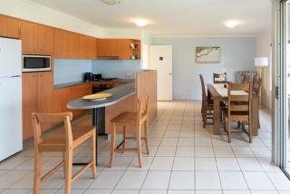 Oasis 2 bedroom Apartment with buggy - Hamilton Island - 5