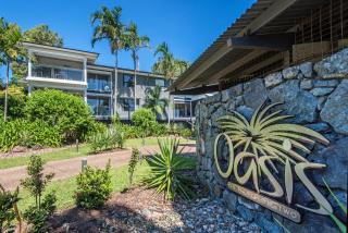 Oasis 2 bedroom Apartment with buggy - 0