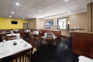 Village Inn Clemmons-Winston Salem, Trademark by Wyndham - 2