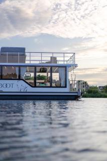 Lieblingsplatz Parey - schwimmendes Hausboot - Parey - 2