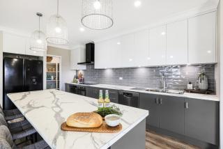 Whitewash House - Bargara - 9