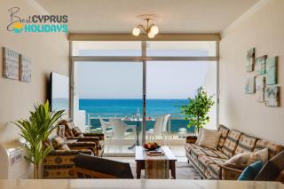 Makenzy Sandy Beachfront Paradise - 0
