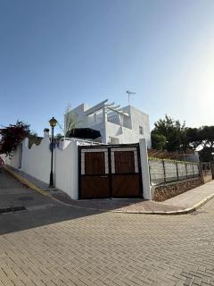 Charming Chalet in Punta Umbría with Private Pool - Punta Umbría - 0