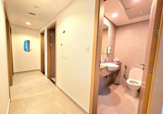 Cozy 2bhk With Modern Amenities - Abu Dhabi - 9