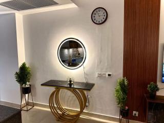 Penta square, DHA phase 5 - 1