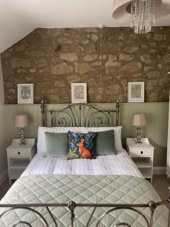 Riverside Cottage - 3
