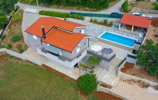 Villa Klarita - Makarska by Villas Guide - Drum - 9