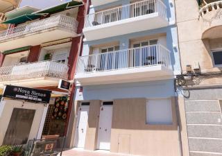 Braceli Beach Resort Middle Floor - rentafive - Santa Pola - 3