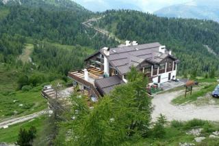 Rifugio Orso Bruno - Commezzadura - 8