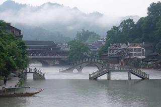 Fenghuang Ancient Town Persimmon Courtyard B&B - 1