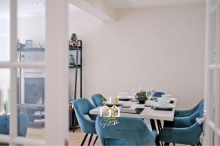 Bon Accord Square - SJA Stays - Modern 3 Bed Apartment - Aberdeen - 1