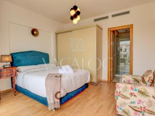 Leila - Luxe - 4 or 5 Px - 2