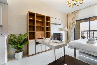 Bookable- Studio Resortz By Danube with Balcony - 3