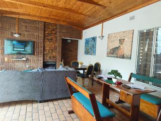 Lesedi Guesthouse Middleburg - Middelburg - 5
