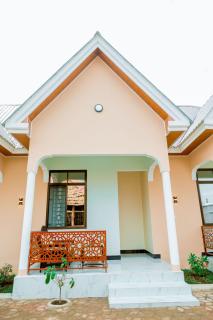 Safi House - Boma la Ngombe - 4
