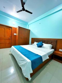 Hotel Stayour Inn - 2