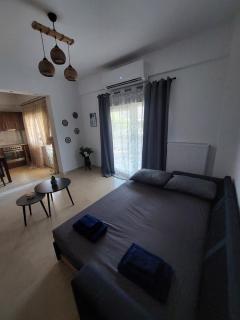 Φιλοξενία Ελένη! - 1