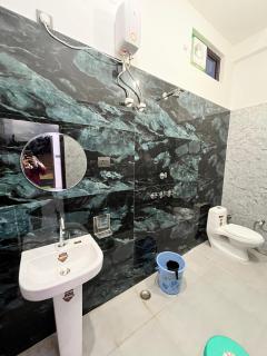 Ananya Hotel & Restaurant - 6