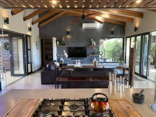 Luxury Bush Villa - Hoedspruit - 4