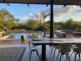 Luxury Bush Villa - 9