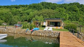 Delta Lake House 1 - 5
