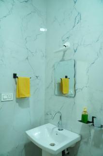 Shanthi Guest House - Hampi - 2