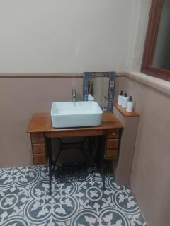 BEE-autiful Stay SC Garden Cottage - 2