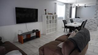 Lovely white grey home 3 bedrooms - 2