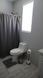 Lovely white grey home 3 bedrooms - 7