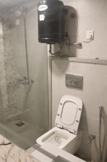 Luxury One Bed Apartment in Lahore - Lahore - 3