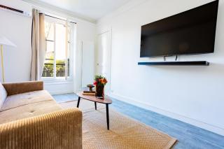 Appartement Unique , rue du 14 juillet - 8