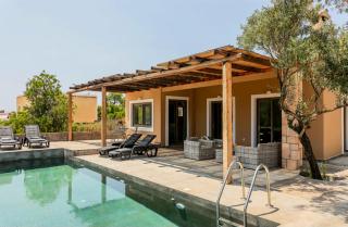 Summer house with swimming pool - Vathí - 8